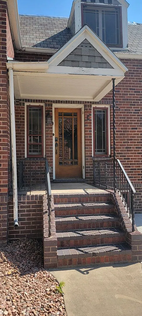 700 Macon Ave. — Photo 3
