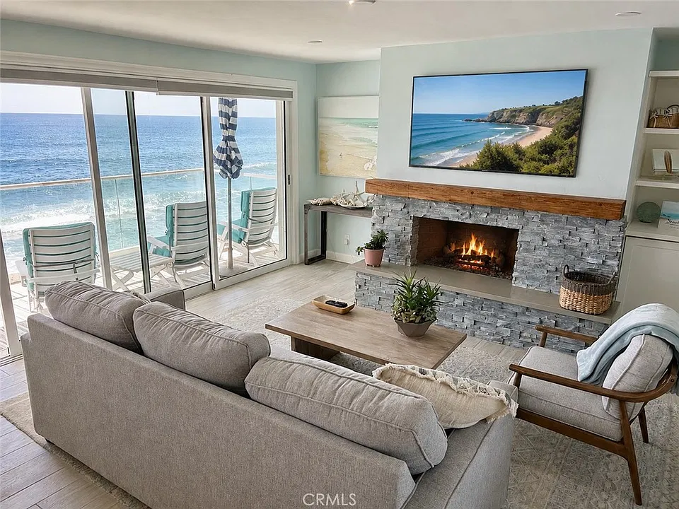 1249 Ocean Front #D