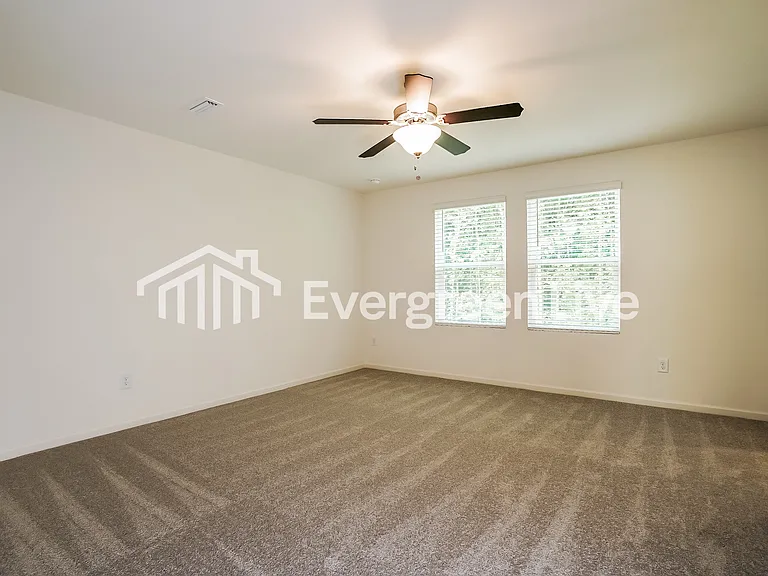 128 S Gallaspy Dr — Photo 9