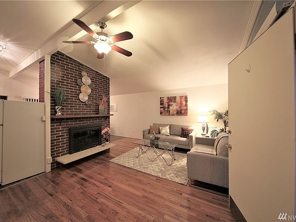 5th image of 15818 SE 12th Pl