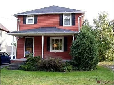 226 Idylwild St NE photo 1
