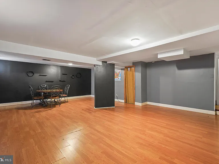 15957 Alameda Dr — Photo 25