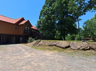1027 Garland Hollow Rd, Pegram, TN 37143