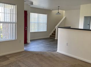 27400 Preston Pointe Dr #126, Trenton, MI 48183