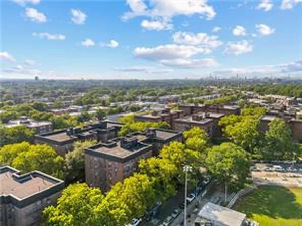 2212 Brigham Street image 16 of 18