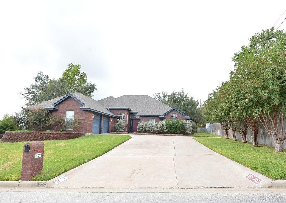 1st image of 707 Aimie Ave