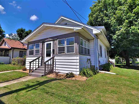 3rd image of 334 River Ln