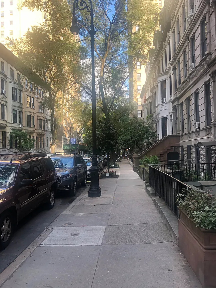 24 West 95th Street — Photo 4