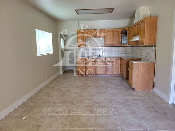 4th image of 361 S Humphreys Ave