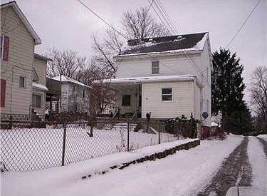 2nd image of 58 Lenox St
