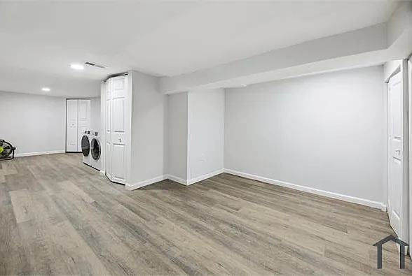 2141 W Fayette St — Photo 14