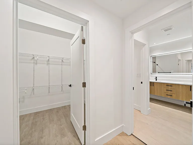 Wood Street Lofts — Photo 46