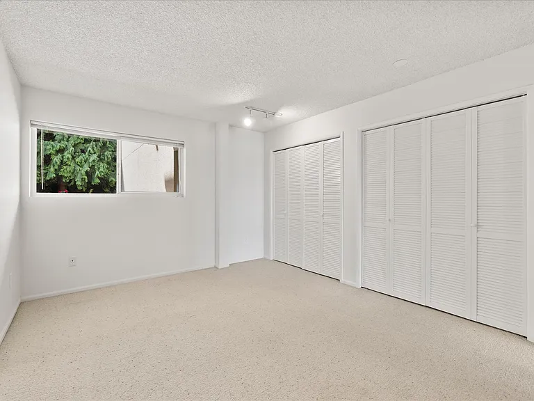 1156 Alki Ave SW — Photo 16