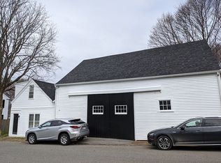 18 Poplar St, Ipswich, MA 01938