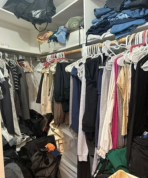 Walk-in closet