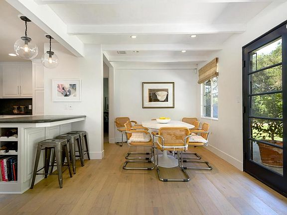 kitchen/dining