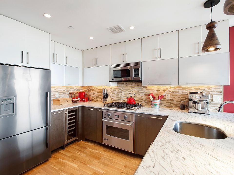 1st image of 500 4th Ave APT 11B