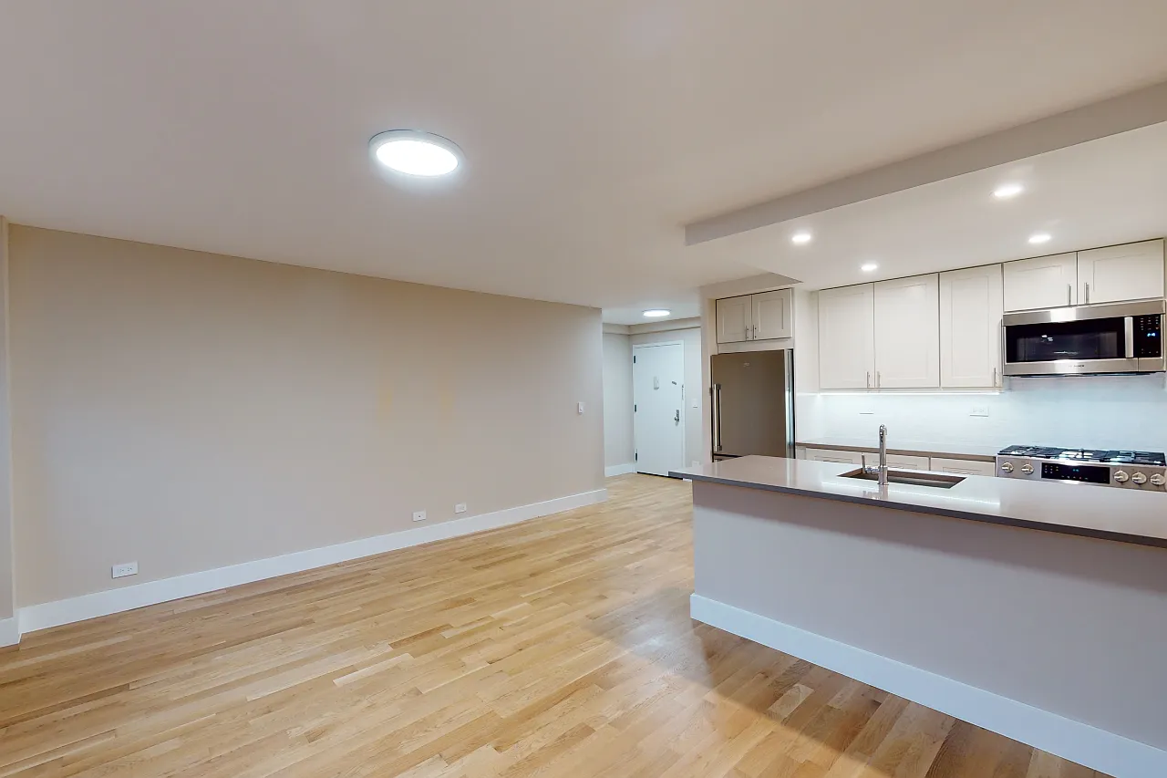 80 North Moore Street — Photo 2