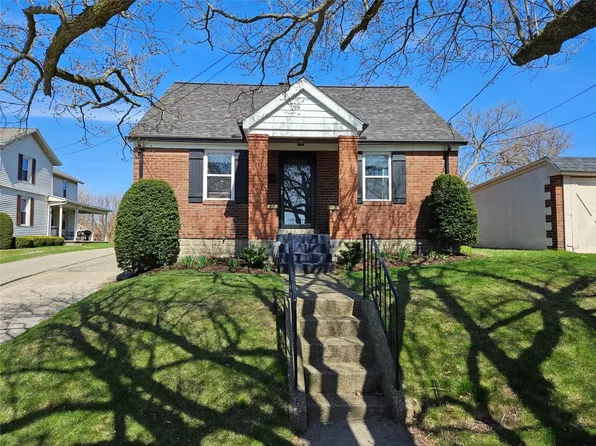 621 Washington Pl, Erie, PA 16502