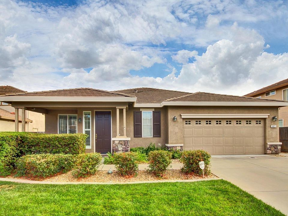 2nd image of 8971 Haflinger Way