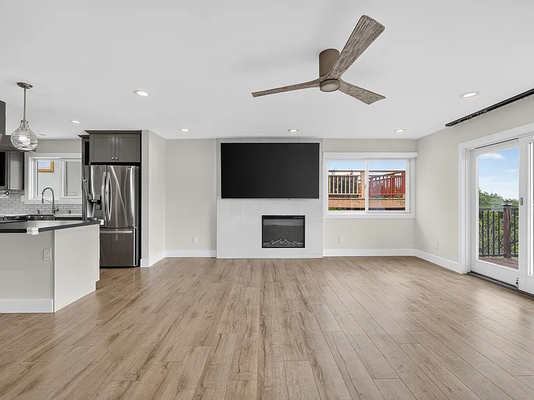 2517 Read Ave — Photo 8