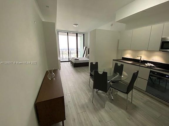 4th image of 1010 Brickell Ave #4710