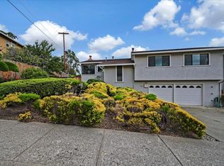 1092 Crestview Dr, Millbrae, CA 94030