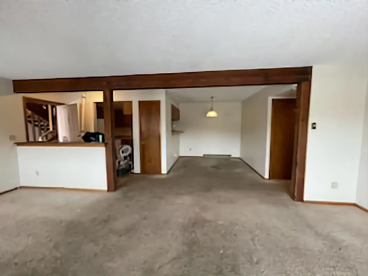 765 W 24th St — Photo 2