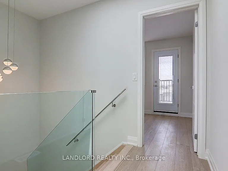115 Livingstone Ave #UPPER — Photo 33