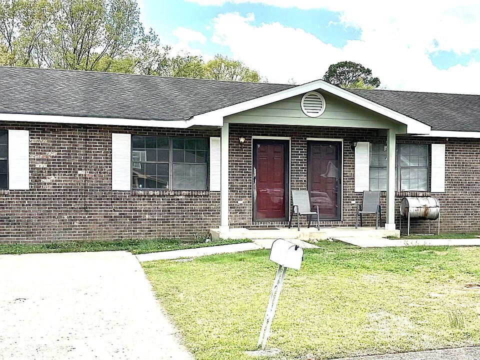 1st image of 5102 N Moore Ln