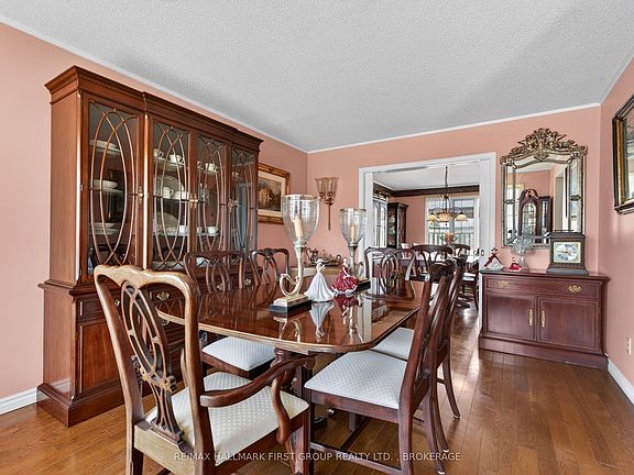 4th image of 1130 Caitlin Cres
