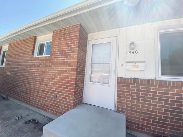 1546 17th St S, Fargo, ND 58103