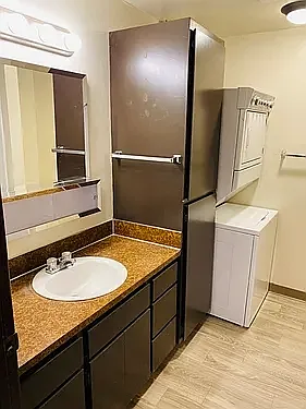 Casita Villa Apartments — Photo 17