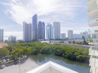 230 174th St APT 920, Sunny Isles Beach, FL 33160