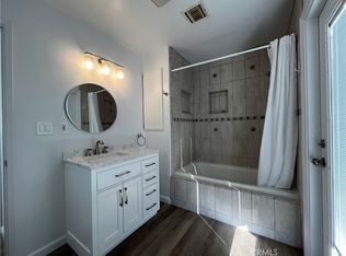 18708 Keswick St #18708, Reseda, CA 91335