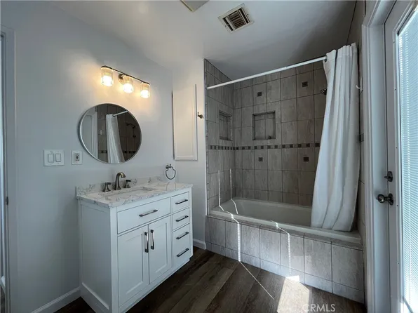 18708 Keswick St #18708, Reseda, CA 91335