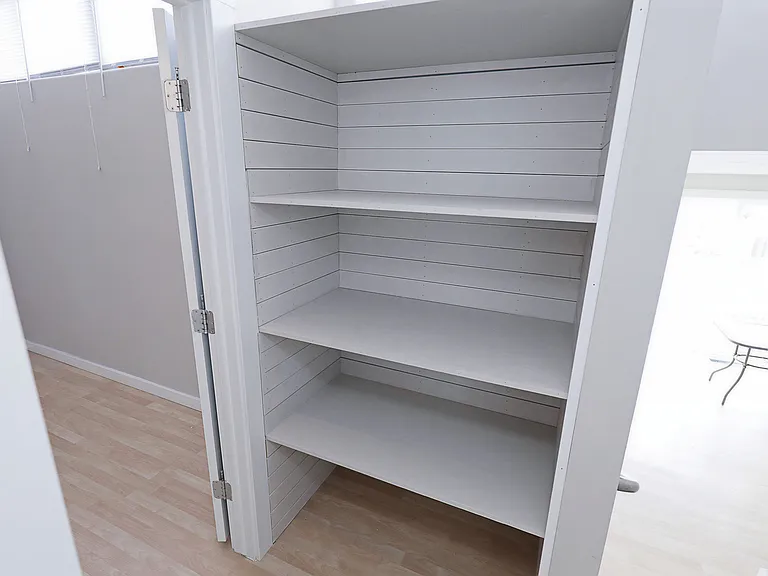 643 W Lakeshore Dr — Photo 23