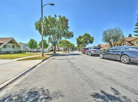 5th image of 3570 Ely Ave