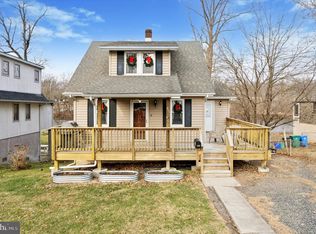 311 Neshaminy Rd, Croydon, PA 19021