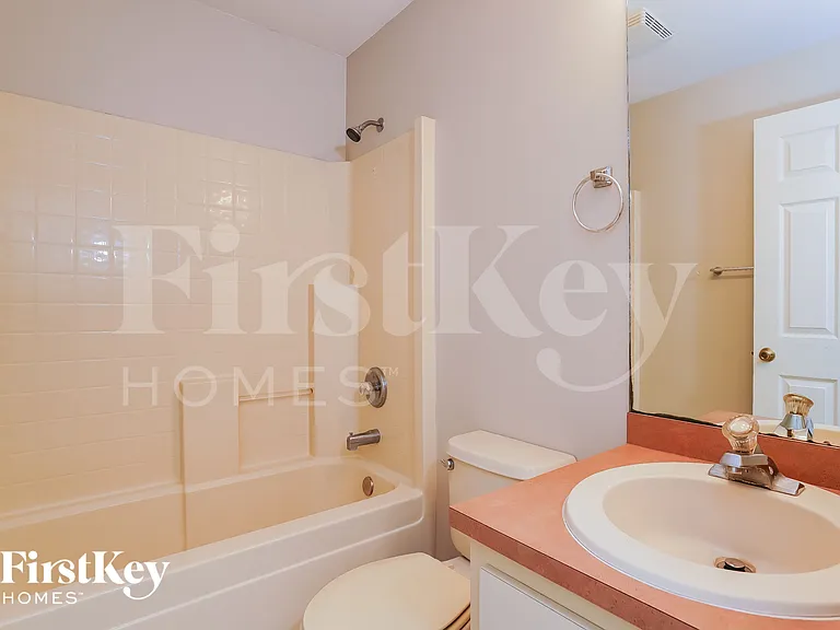 6490 Chabot Ave — Photo 13