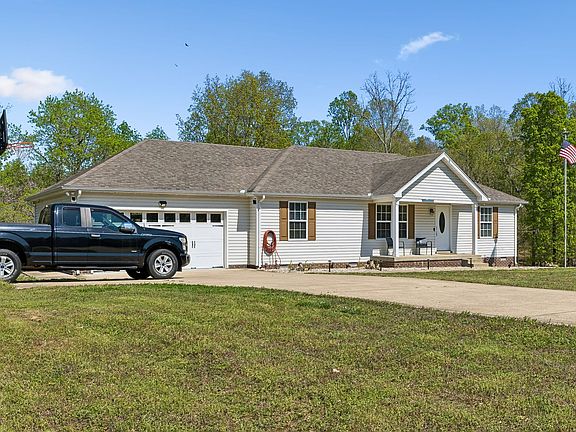 3rd image of 3084 Bowker Rd