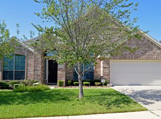 3925 Hunter Peak Rd, Roanoke, TX 76262