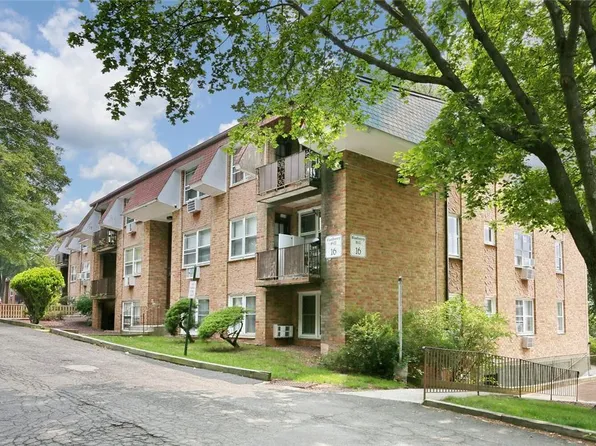 163 Kearsing Parkway, Monsey, NY 10952