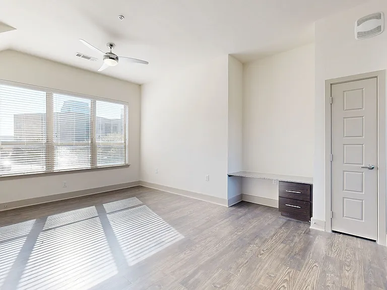 The Flats at Palisades — Photo 141