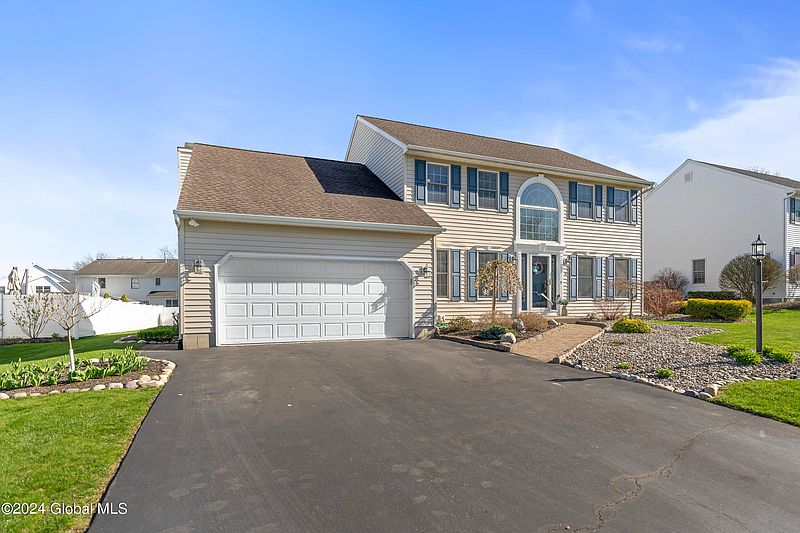 2nd image of 10 Squire Road