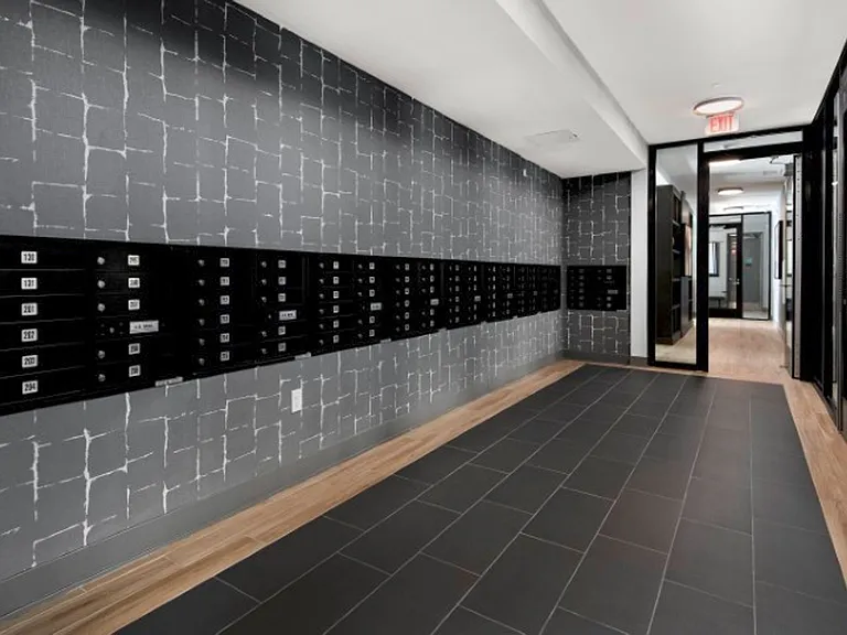 The Ruby at Brookfield Square — Photo 15