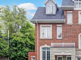2 Hayes Ln, Toronto, ON M2N 0E7