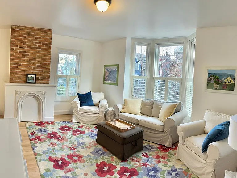 287 Spring St #5 — Photo 3