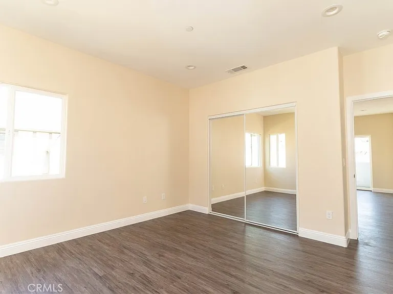 9246 Cedros Ave #6 — Photo 16