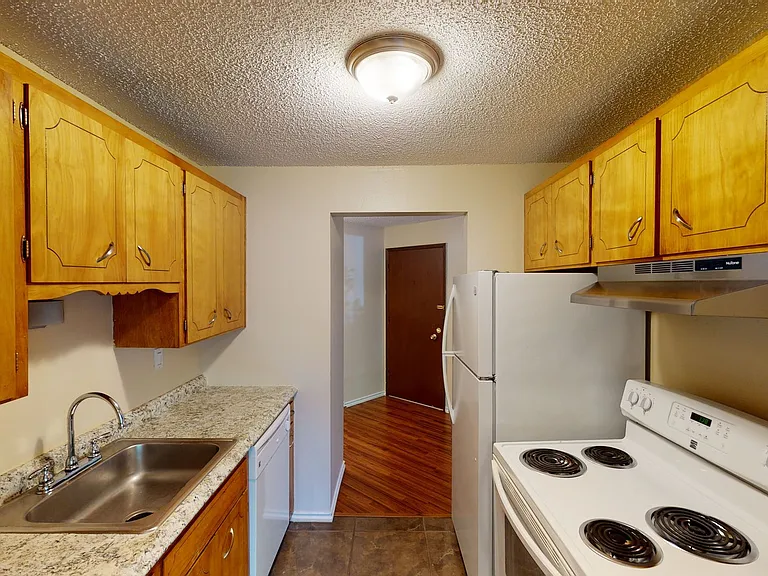 Gilmanor Apartments | A Premier Magnolia Community — Photo 19